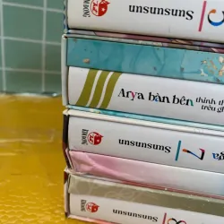 Arya bàn bên thỉnh thoảng lại trêu ghẹo tôi bằng tiếng Nga 1034857