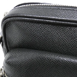 Túi đeo chéo Louis Vuitton Taiga Lama Outdoor Messenger PM M30233 - Hàng hiệu Chính hãng 767646