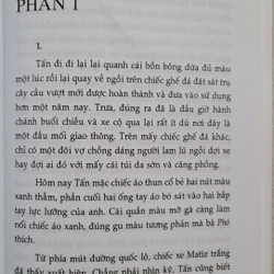Phía sau một khách sạn - Khôi Vũ (còn mới 90%) 463936