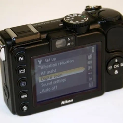 Máy ảnh Digital Compact Nikon Coolpix P5100