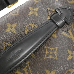 Túi đeo chéo Louis Vuitton Monogram My LV World Tour P01127 616559