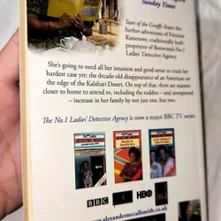 The No.1 Ladies Detective agency - Tears of the giraffe (Alexander McCall Smith) 732586