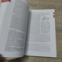 Ngàn Năm Áo Mũ - Lịch Sử Trang Phục Việt Nam 1009 - 1945 - Trần Quang Đức  530443