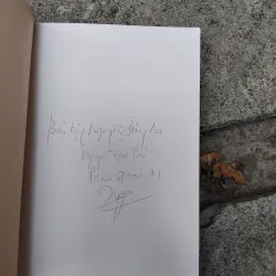 Quả đất quê hương của Edgar Morin và Anne Brigitte Kem  1026214