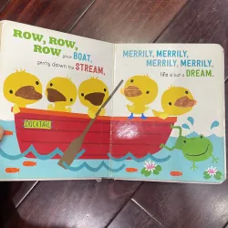 ROW ROW ROW YOUR BOAT AND OTHER NURSERY RHYMES with touch and feel : tiếng anh trẻ em 1034651