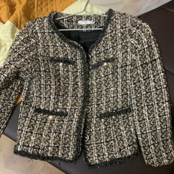 Áo dạ tweed size S đã qua sử dụng