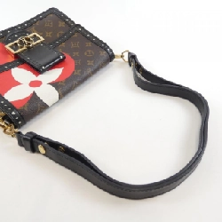 Túi xách vai Louis Vuitton Monogram Dauphine MM M57448 608903