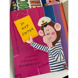 Monkey Business – Smriti Prasadam-Halls & David Wojtowycz 561094