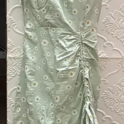 Váy hai dây hoạ tiết hoa cúc 607925