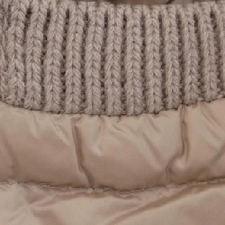 Áo khoác lông vũ MONCLER 642102