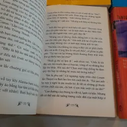 NỮ HIỆP SĨ ALANNA VON TREBOND - TAMORA PIERCE 785459