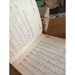 Nhạc quyển Kỷ vật chúng ta - Phạm Duy 976815