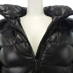 Áo khoác lông vũ MONCLER 641805