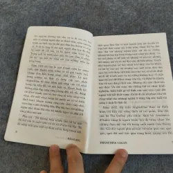 BÃO LẶNG - FRANCOISE SAGAN 574669