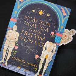 NGÀY XỬA NGÀY XƯA CÓ MỘT TRÁI TIM VỤN VỠ - STEPHANIE GARBER
