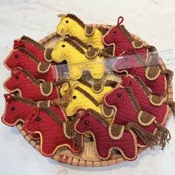 Đồ trang trí Tết Bính Ngọ 2026 con ngựa làm thủ công bằng len, búp bê ngựa bằng len 756055