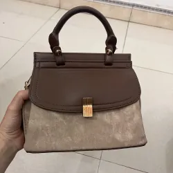 Túi Chio màu nâu 757516