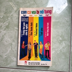 Con cá voi bị nổ tung