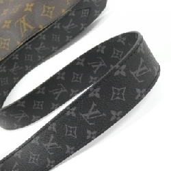 Túi đeo chéo Louis Vuitton Monogram (LV Rubber) Cruiser Messenger M57966 613631