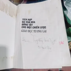Tích hợp văn hoá đông tây cho một chiến lược giáo dục tương lai 683156