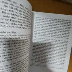 Tiếng chim hót trong bụi mận gai 720243