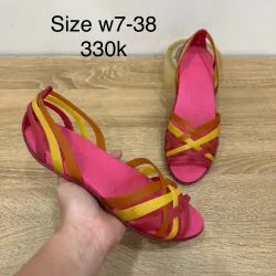 Giày crocs 2hand size w7-38 độ mới cao hình chụp thật