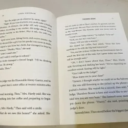 [Sách 2hand từ US] Like new 90% - Theodore Boone: Half the Man,... -John Grisham 800439