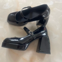 Giày cao gót 9cm, nâng đế trước
