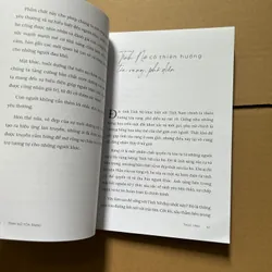 Tính nữ toả rạng 703331