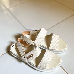 Sandal gucci nữ màu trắng size 37 - mới chưa sử dụng  70832