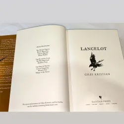 Lancelot: ‘A Masterpiece’ Said Conn Iggulden (bìa cứng, khổ lớn) 747948