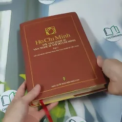 [MIỄN PHÍ BỌC SÁCH] Hồ Chí Minh Với Văn Nghệ Sĩ 1 990365