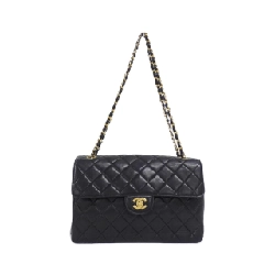 【Vintage】Túi xách chéo Chanel 06303