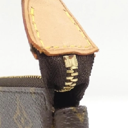 Túi đeo chéo mini Monogram Louis Vuitton M58009 620715