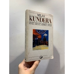 Livet er et Annet Sted - Milan Kundera