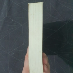 "Cá voi và hồ nước" - Thái Trí Hằng 476055