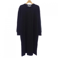 Nijusanku 23区 Đầm cắt