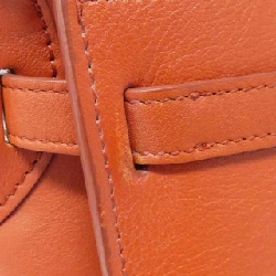 Túi đeo vai Celine Big Bucket với dây đeo dài 183343A4T 613833