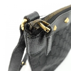 Túi đeo vai Gucci 120893 612920