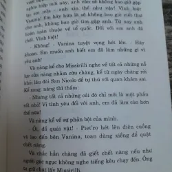 NĂM câu chuyện tình. Người dịch Đoàn Tử Huyến. Nxb Thuận Hóa 2002 748365
