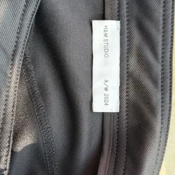 Combo 2 quần dài đen của MUJI và H&M 1025648