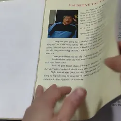 [MIỄN PHÍ BỌC SÁCH] Lịch Sử Họ Nguyễn Việt Nam - Từ Thời Vua Hùng Dựng Nước Đến Thời Đại  727377