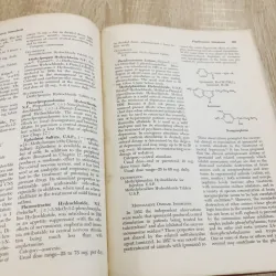 TEXTBOOK OF ORGANIC MEDICINAL AND PHARMACEUTICAL CHEMISTRY (Sixth Edition) 968617