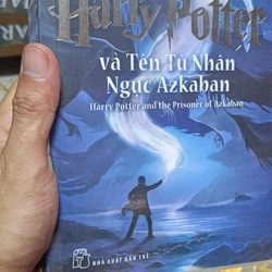 Harry Potter và Tên Tù Nhân Ngục Azkaban bìa lâu đài 