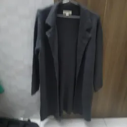 Áo khoác len dài đến gối size L. Màu xsm đen 754990