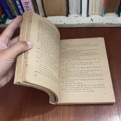 II Sách Xưa, Tiểu Thuyết Trinh Thám: Con Kỳ Nhông - MORRIS WEST - 1988 590495