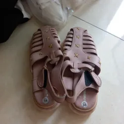 Tặng giày lỗi dơ bung keo size 38 1012947