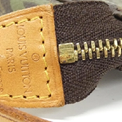 Túi đeo chéo Louis Vuitton Monogram Graffiti M92191 614063