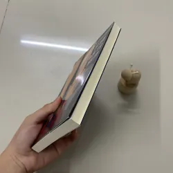 [SÁCH] CÔ GÁI ĐẾN TỪ MILAN (MỚI 99%) - GIORGIO SCERBANENCO 792361