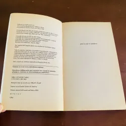 Antes de ser libres - Julia Alvarez  990050